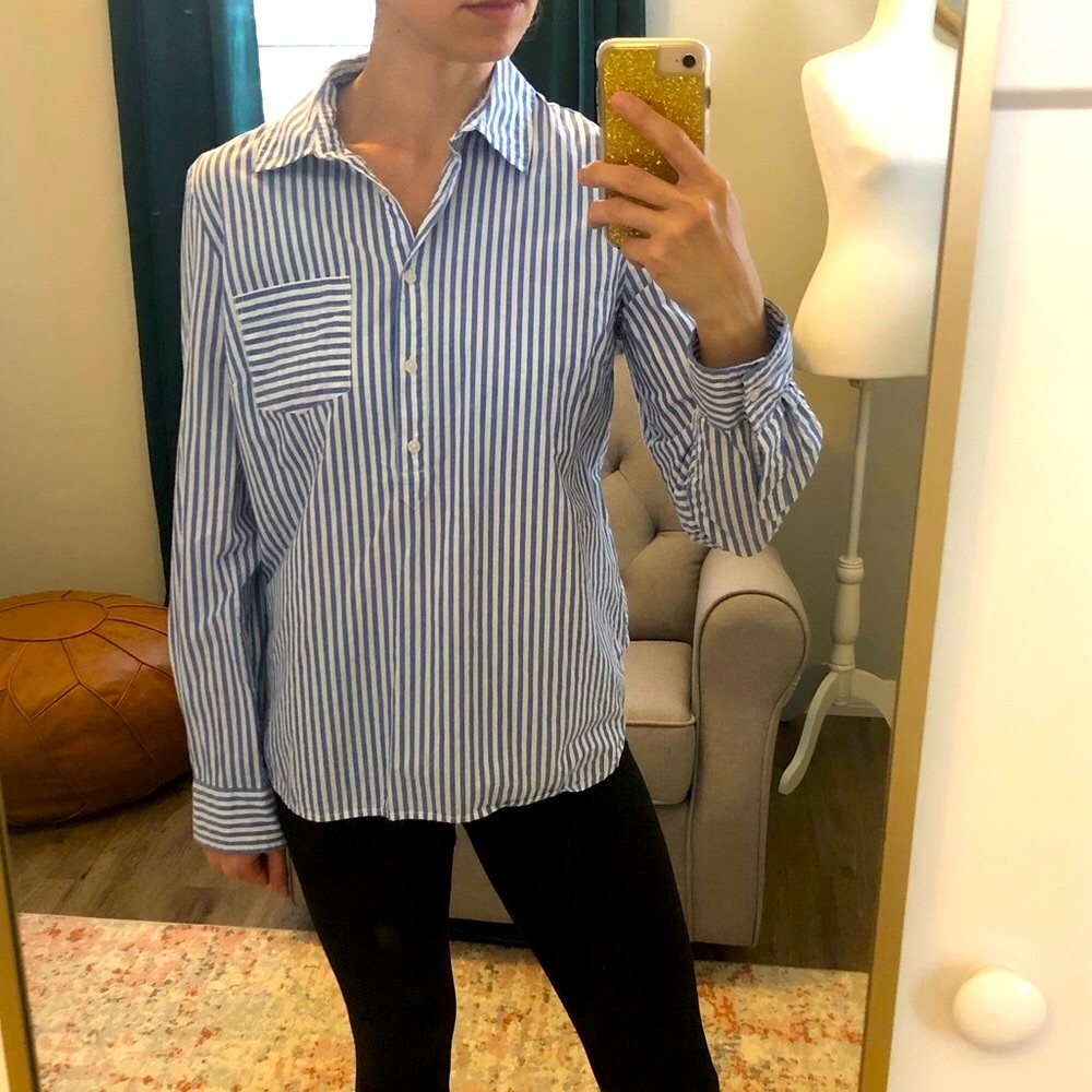 Tommy Hilfiger Women’s Small Blue White Striped Popover Shirt 100% Cotton Preppy